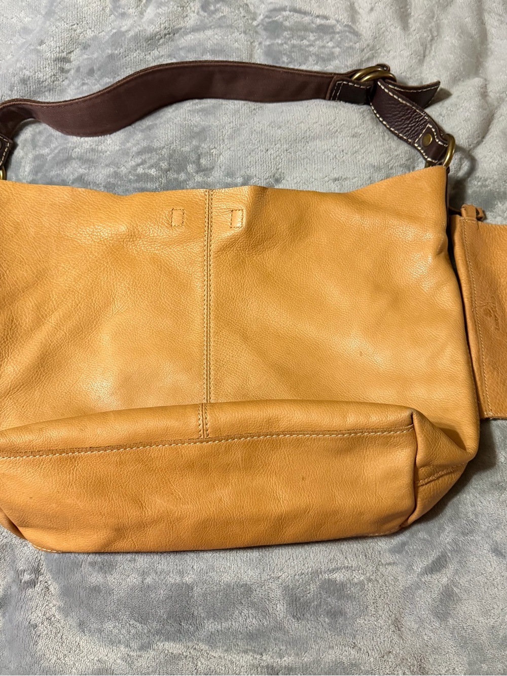 Leather Shoulder Hobo Bag in Camel Brown